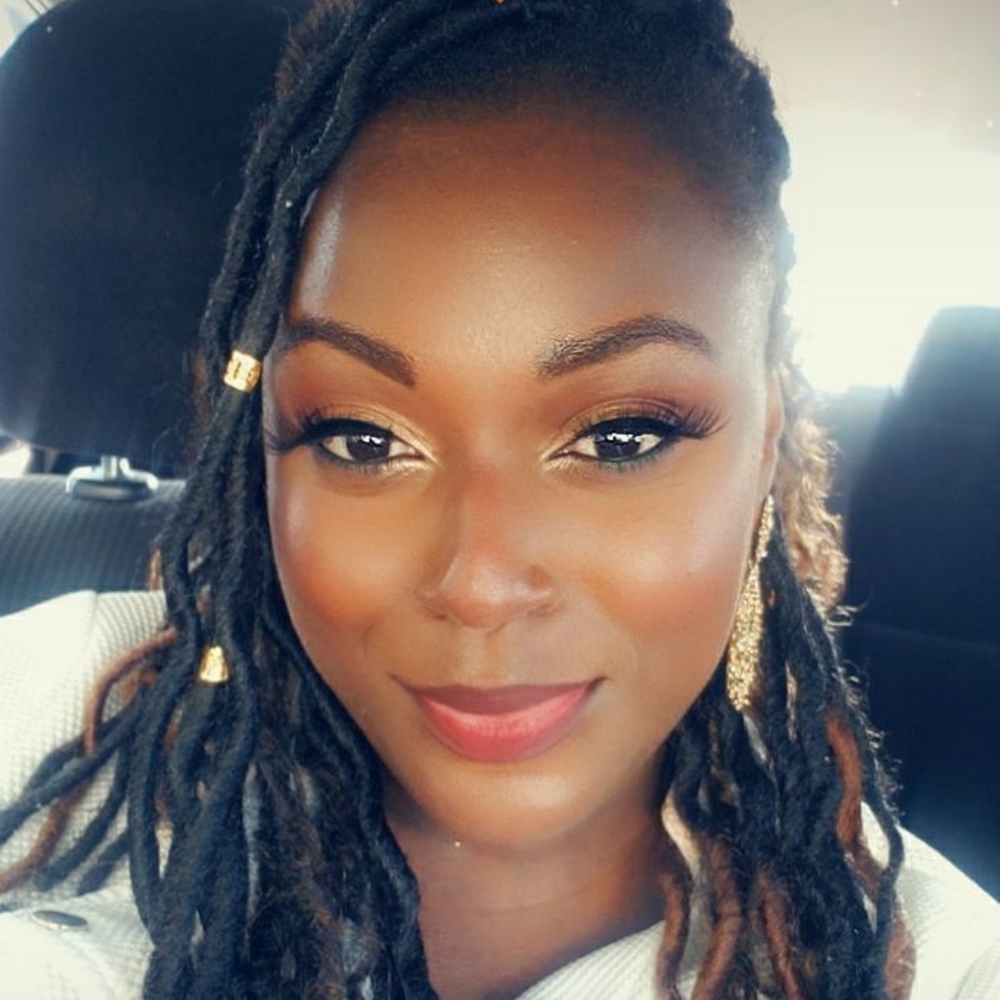 Meet your Posher, Erica